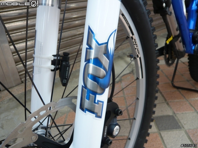 正09年 FOX F100 RLC 和 anthem 3 最終升級定裝照