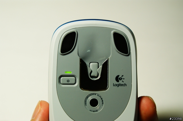 【開箱】極簡風.羅技V550無線 雷射 筆電鼠