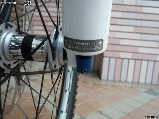 正09年 FOX F100 RLC 和 anthem 3 最終升級定裝照