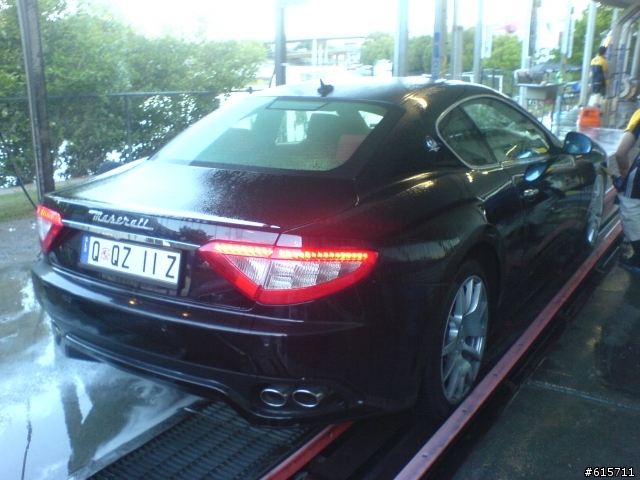 Maserati Gran Turismo in Brisbane (SAM的辛苦洗車紀錄-3)
