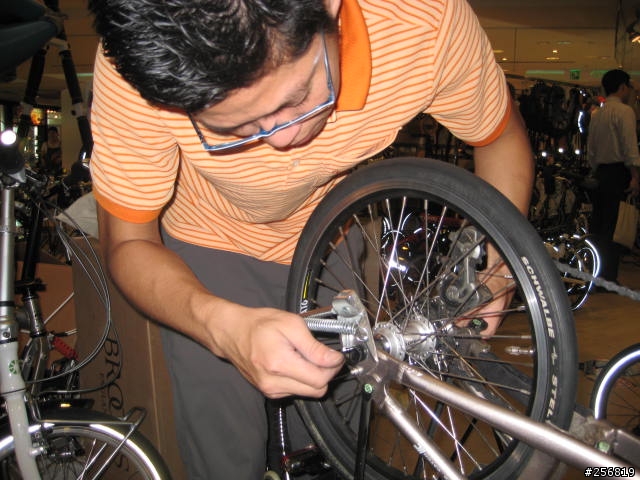 (小摺快跑)鷗車 ORi C8改裝18吋Capreo輪組與Schwalbe 細胎實測報告(9/23已新測修正)