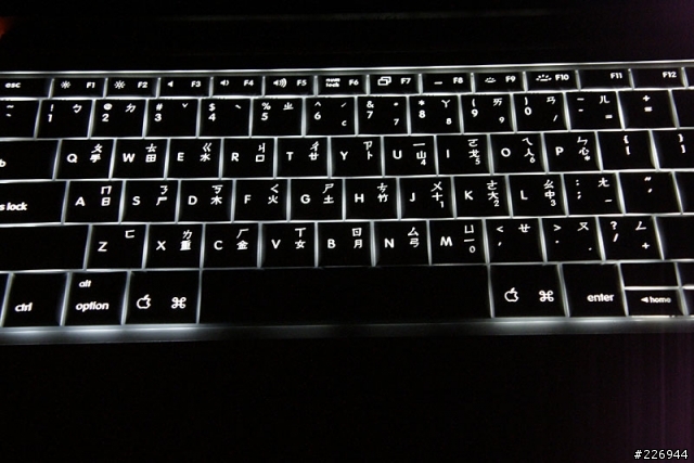 PowerBook G4 更換背光鍵盤