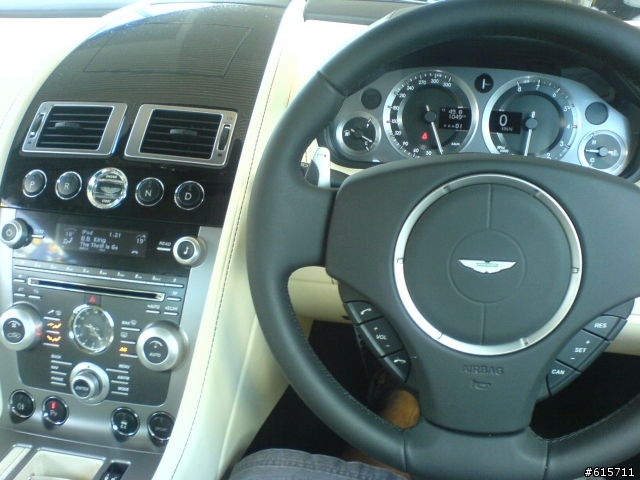 Aston Martin DB9 (SAM的辛苦洗車紀錄-6)