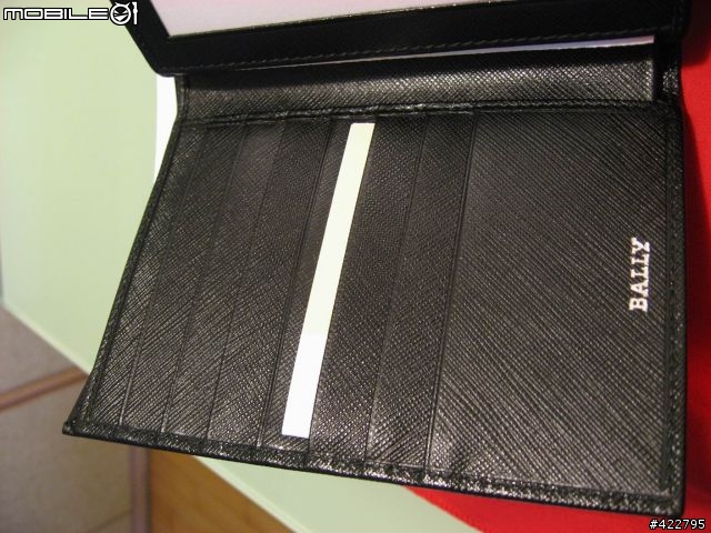 BALLY 新款皮夾與護照夾