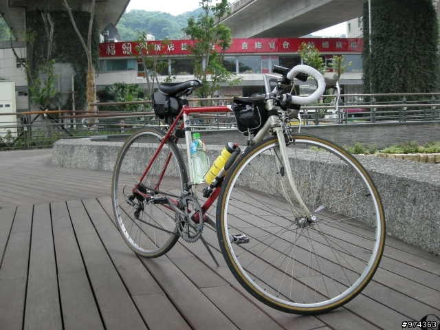 Giant老鋼管車系-骨灰集散地