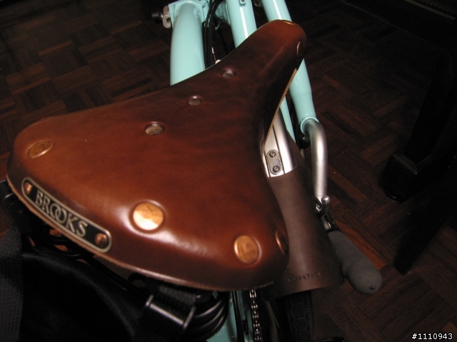 Brompton真皮擋泥板及無箱可開的 BROOKS Flyer Special S 女用板坐墊