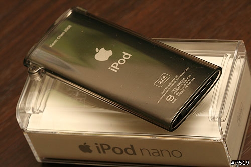 iPod Nano 4代(低調黑) + Brando水晶保護殼