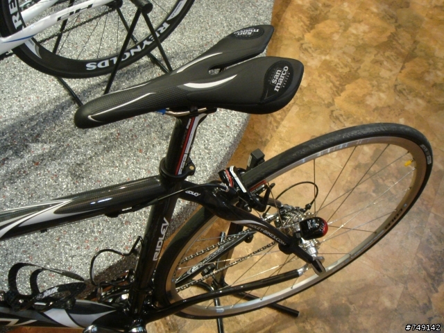 分享:低調的暗黑騎士Ridley