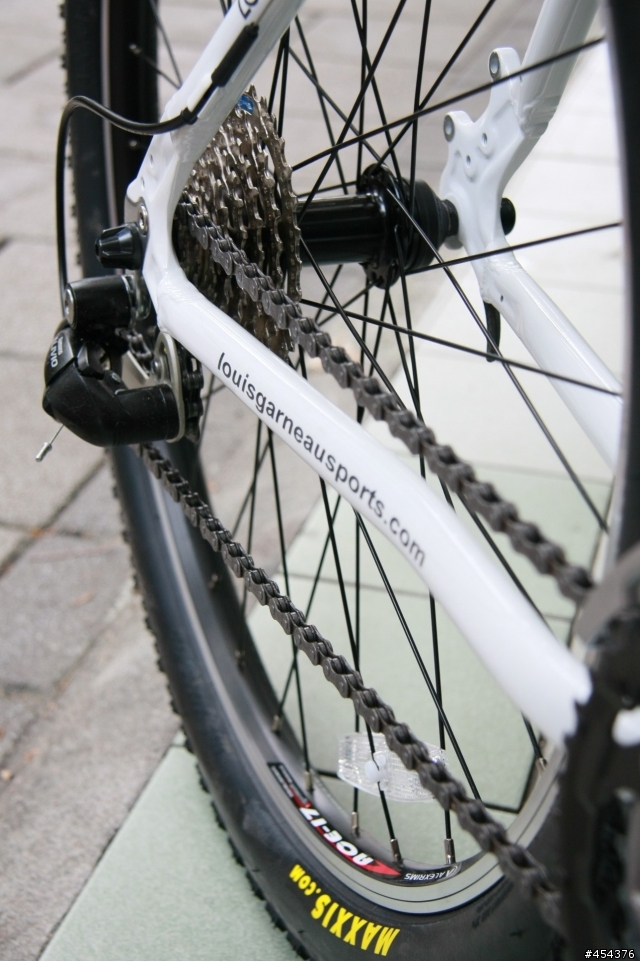 【分享文】10/9 新車入手Louis Garneau XC CASPER