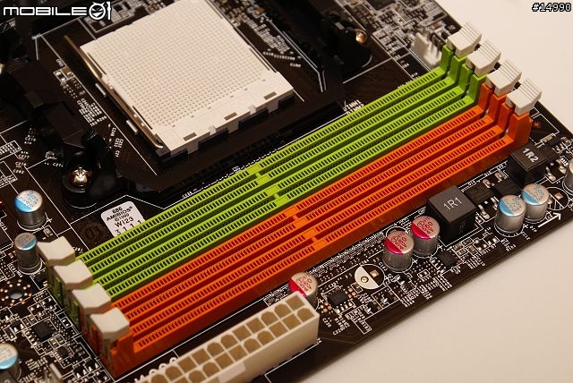 AMD高效能790GX新星 : MSI KA790GX