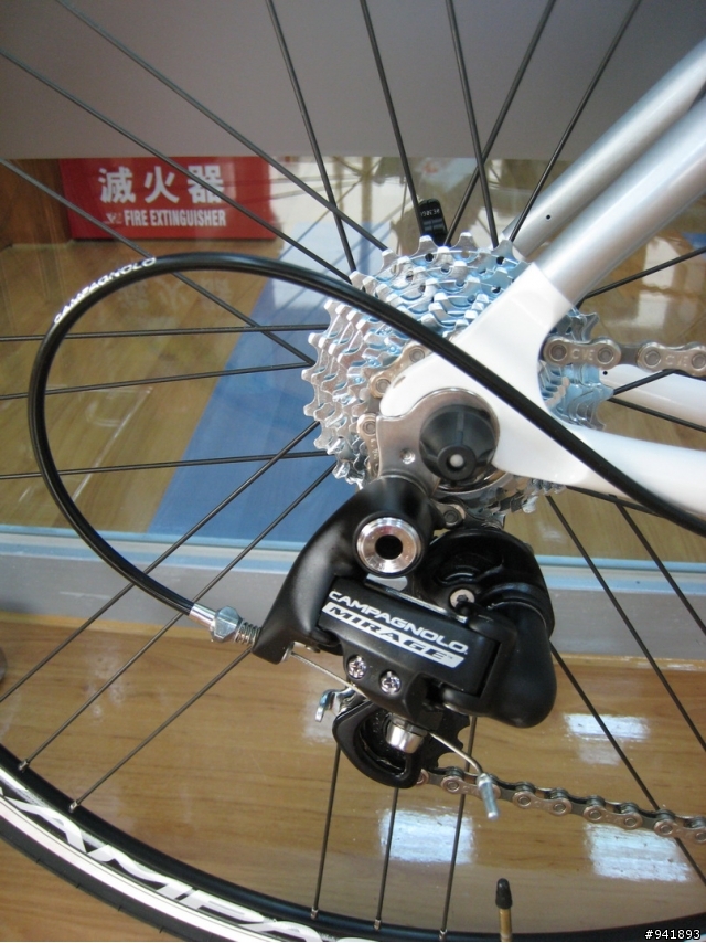 Cinelli 之 Little Wing 換 Pro Estrada