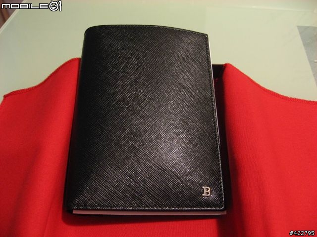 BALLY 新款皮夾與護照夾