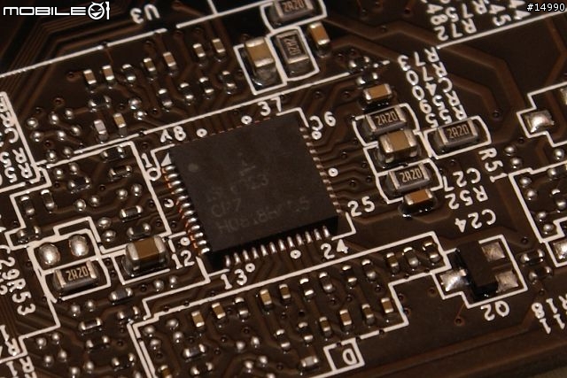 AMD高效能790GX新星 : MSI KA790GX