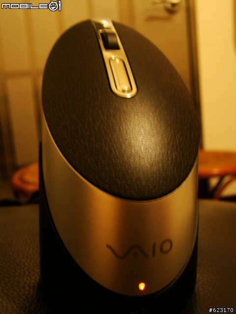 (開箱分享)VAIO頂級藍芽充電式滑鼠:VGP-BMS77