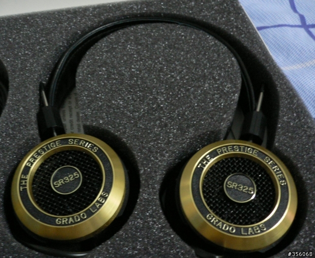 在DENON D2000及GRADO 325I之間的取捨...