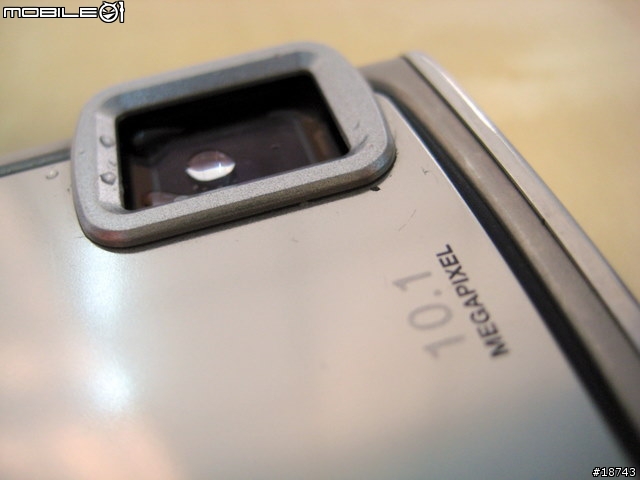 防水 10 公尺深的數位相機 Olympus μ-1030SW
