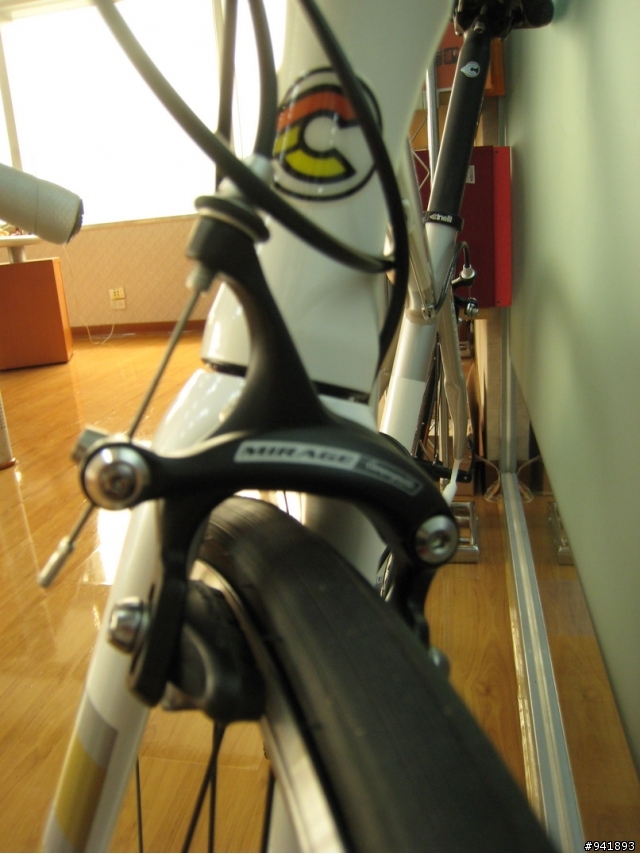 Cinelli 之 Little Wing 換 Pro Estrada