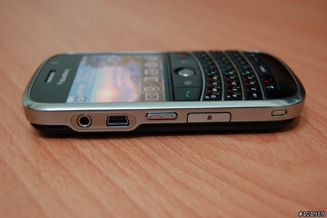 3.5G HSDPA 黑莓機 Bold 9000 深入介紹...