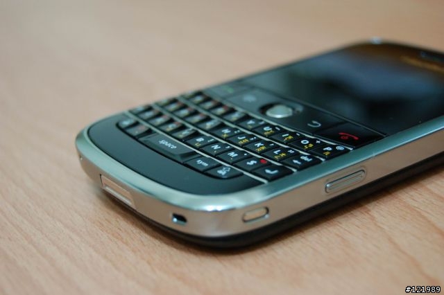 3.5G HSDPA 黑莓機 Bold 9000 深入介紹...