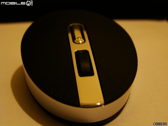 (開箱分享)VAIO頂級藍芽充電式滑鼠:VGP-BMS77