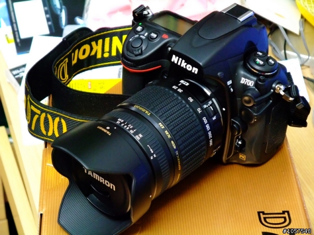 D700 - 10/4 終於入手,補開箱!