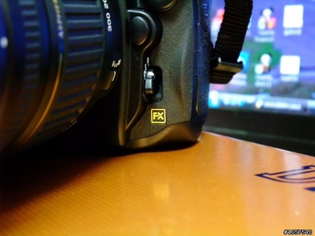 D700 - 10/4 終於入手,補開箱!