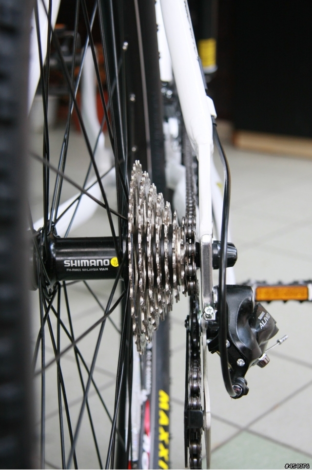 【分享文】10/9 新車入手Louis Garneau XC CASPER