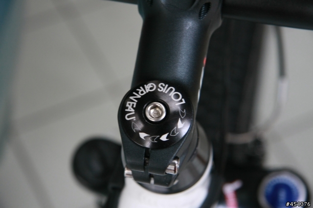 【分享文】10/9 新車入手Louis Garneau XC CASPER