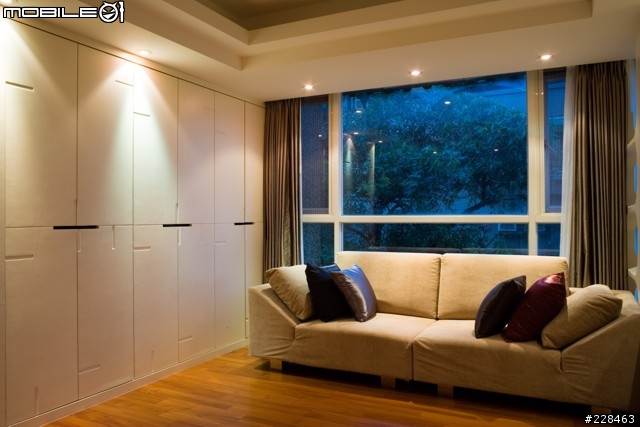 時尚天母,自然光邸