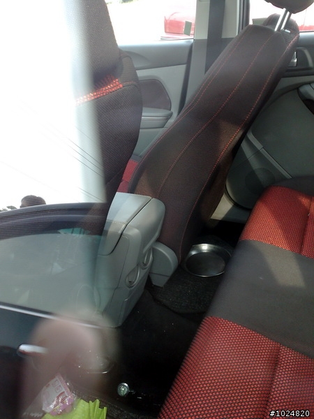 今天看到的新FOCUS 5D自排小柴偽裝車