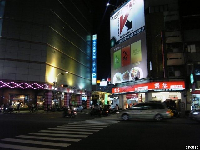 賞圖PK文- K810i VS. C905 VS. 904sh