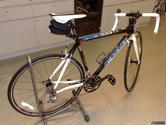 人生中第一台公路車~~FUJI TEAM