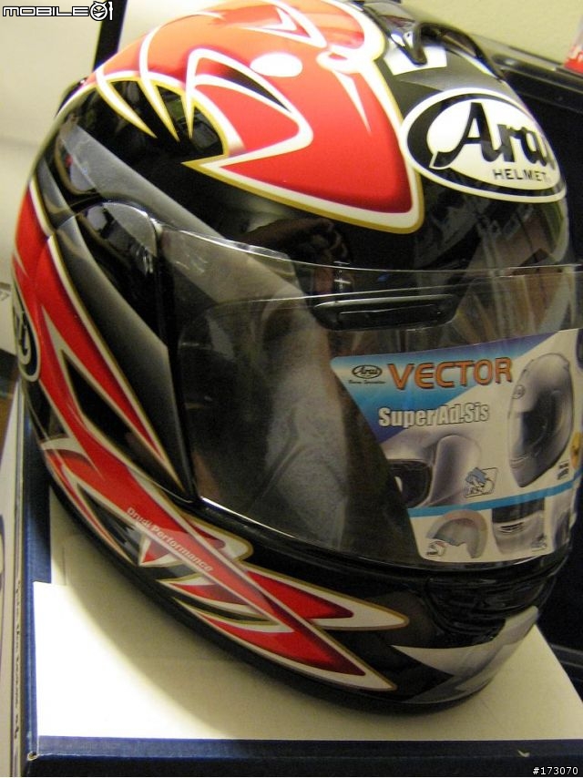 不專業開箱 I Arai Eagle ~~~~ 安全沒有折扣
