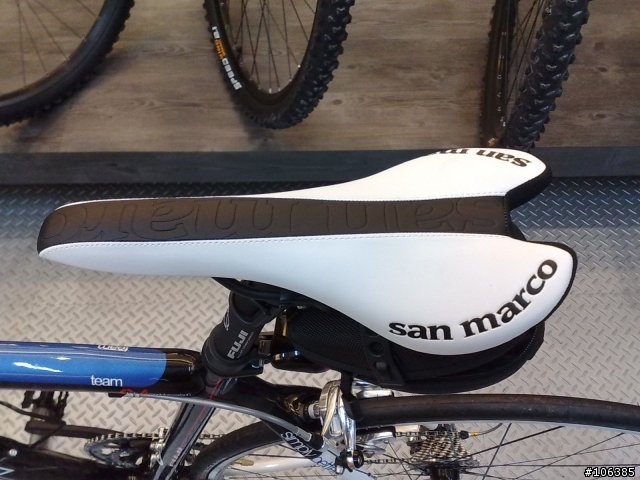 人生中第一台公路車~~FUJI TEAM