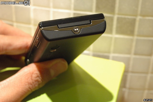 薄型3.5G飆網機 Sony Ericsson G705 實測分享