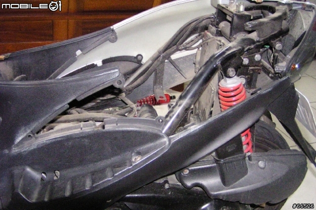 Suzuki XR-125 更換後避震器