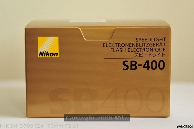 幫 D700 加個眼神光 (SB-400開箱)