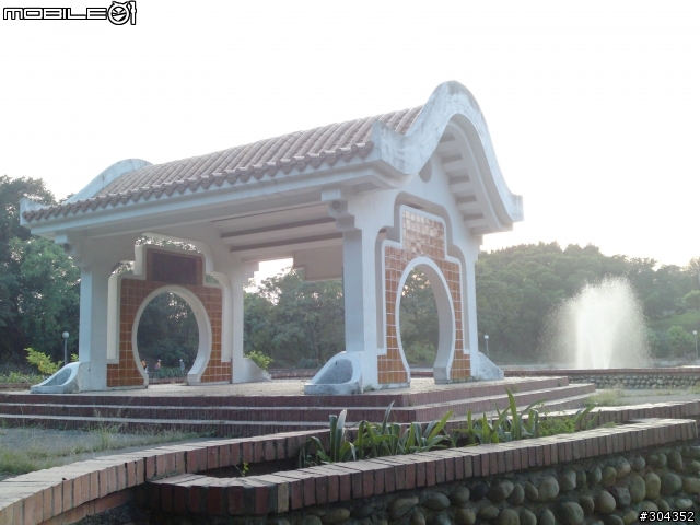 兩代拍照機皇SE C905 以及 NOKIA N82 茶餘飯後小小PK (圖多)