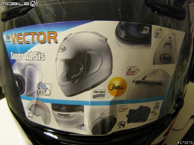 不專業開箱 I Arai Eagle ~~~~ 安全沒有折扣