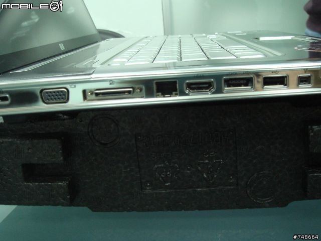奢華HP HDX 18 開箱照