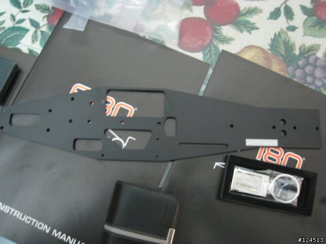 1/8 F1 油車SERPERT F180開箱