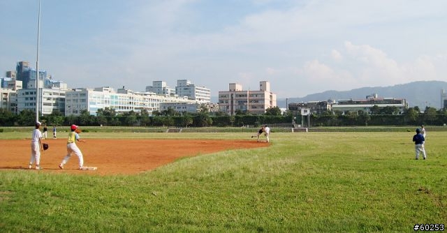 4+2新體驗˙台北市彩虹河濱自行車道