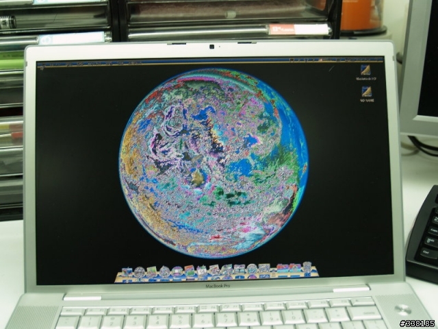 (救命阿!)MacBook Pro螢幕色彩走樣