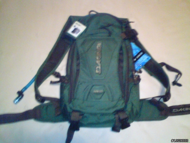 【分享】DAKINE NOMAD單車背包