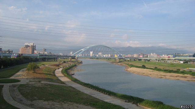 4+2新體驗˙台北市彩虹河濱自行車道