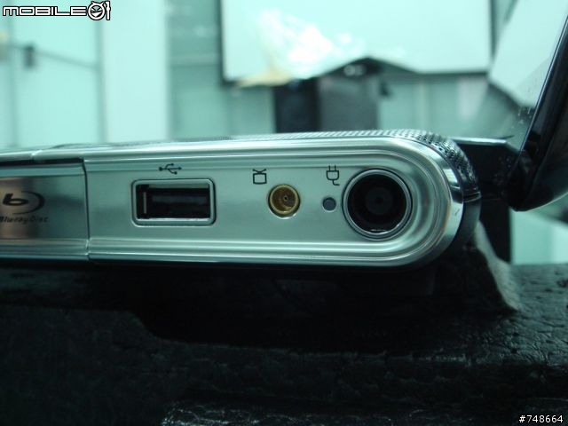 奢華HP HDX 18 開箱照