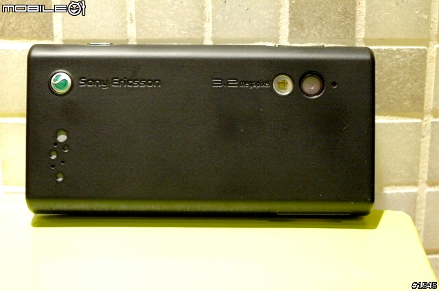 薄型3.5G飆網機 Sony Ericsson G705 實測分享