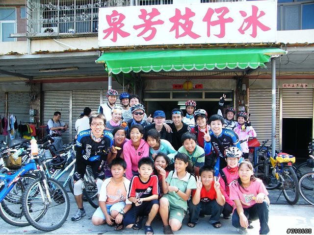 "蚵仔煎加蛋不加蚵仔"之 鹿港<-->王功 輕鬆消遙遊