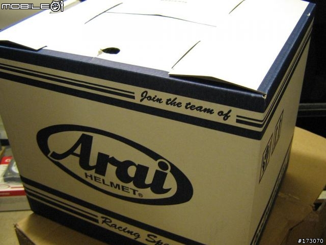 不專業開箱 I Arai Eagle ~~~~ 安全沒有折扣