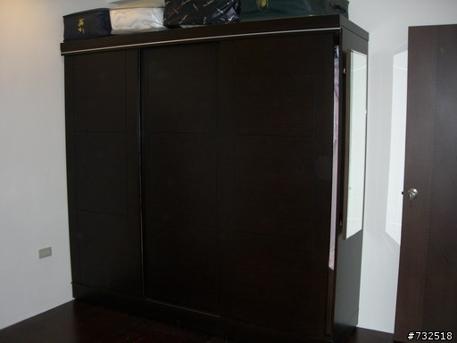 二手屋大改造..砍掉重練 !(完結篇 2008/11/14 新家具,燈具 ,整體感覺 )